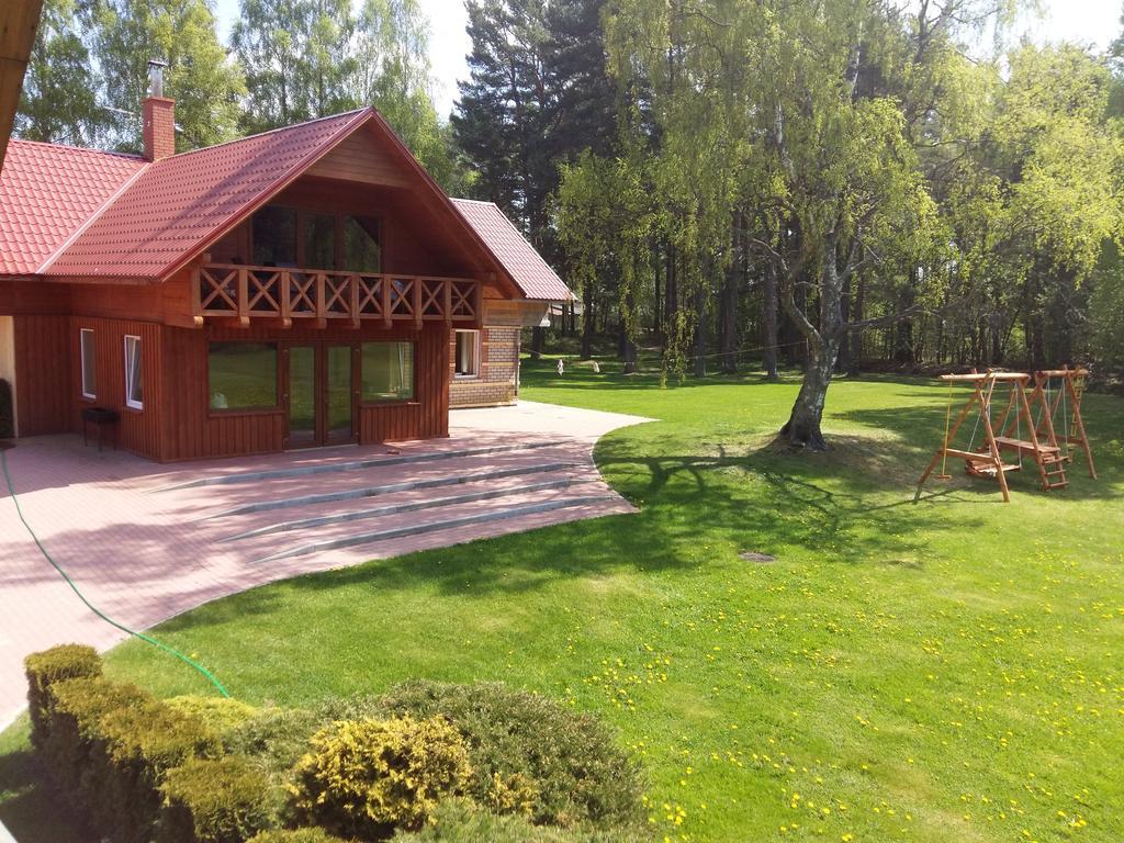 Guest House Vilcini Bernāti Екстериор снимка
